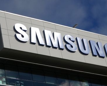 Samsung shares rise after profit seen jumping 8-fold on AI chip boom