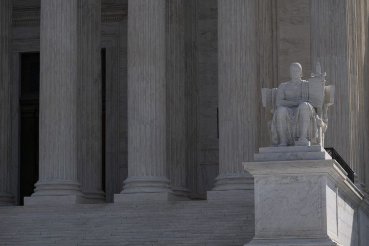 Supreme Court reverses lower court ruling, hands Chevron victory in environmental lawsuit