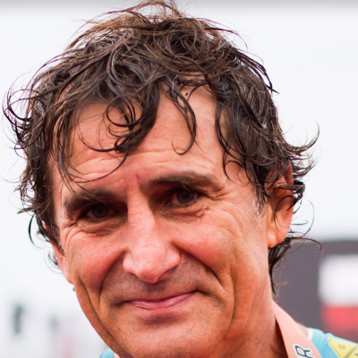 Paralympian Star Alex Zanardi Dead at 59
