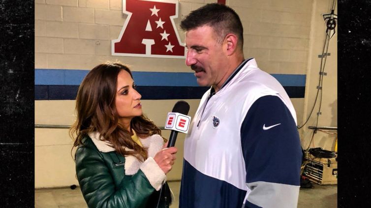 Dianna Russini Says You Need to Close Your Eyes During Husband and Wife Sex