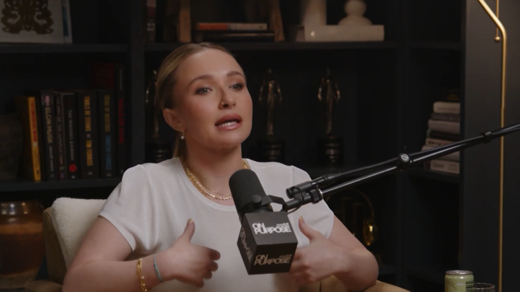 Hayden Panettiere Reveals Harrowing Experience With 'Very Famous' Naked Man in Bed