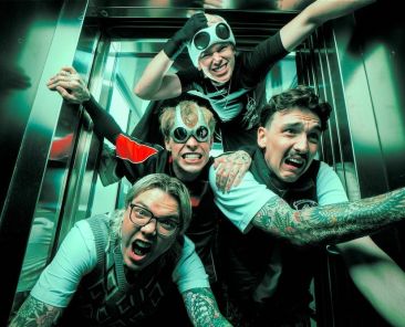 EMPIRE Enters Nu-Metal Genre With Headwreck Signing