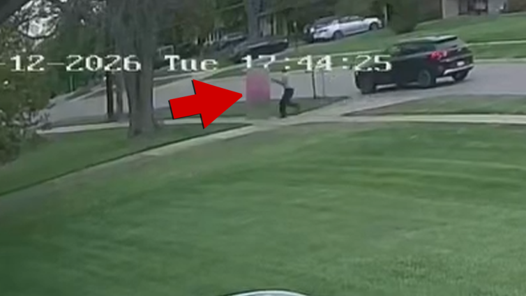 Teenage Girl Attacked in Broad Daylight by Stranger, Terrifying Video Shows