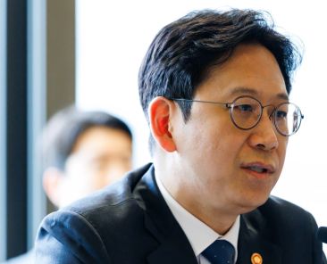 AI wealth must benefit the public, South Korea's deputy PM says amid Samsung labor tensions