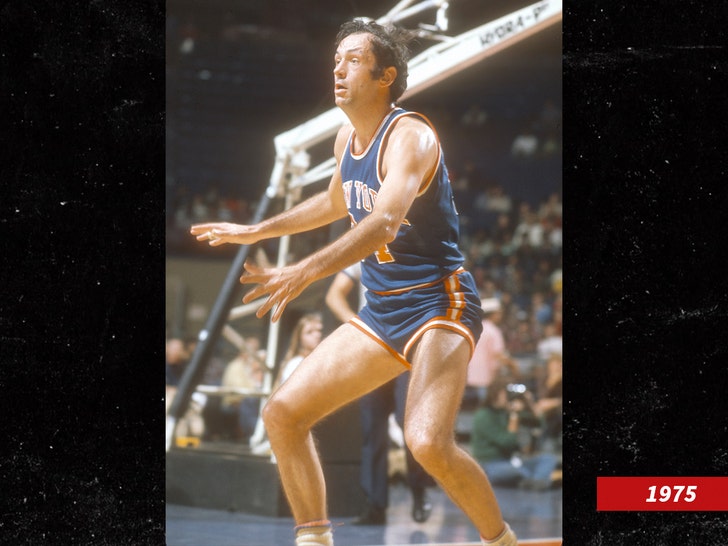Bill Bradley basketball at knicks 1975