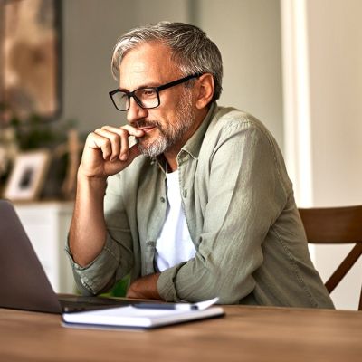 One type of sitting may pose greater dementia risk than another, study suggests