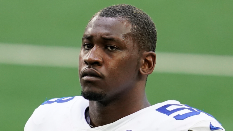 Aldon Smith Reportedly Found Unresponsive in Truck, Died in Hospital