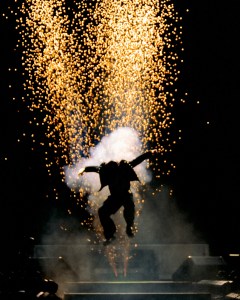 JOP channels Michael Jackson at Peto Park in San Diego on Thursday (June 18).