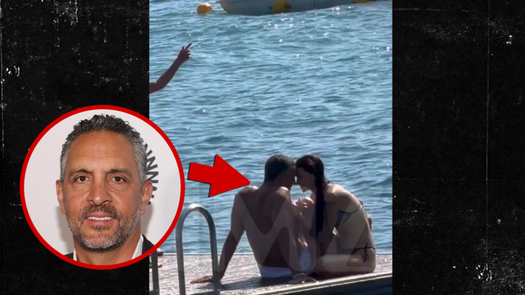 Mauricio Umansky Kissing Mystery Girl in Monte Carlo
