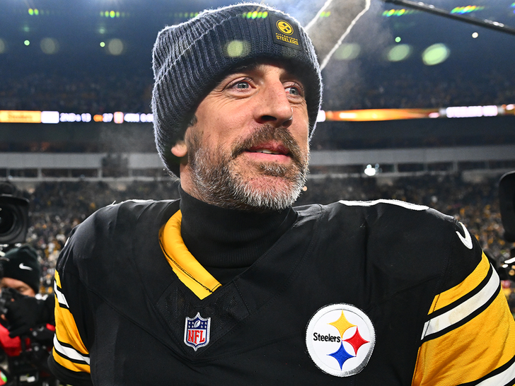main aaron rodgers happy getty 1