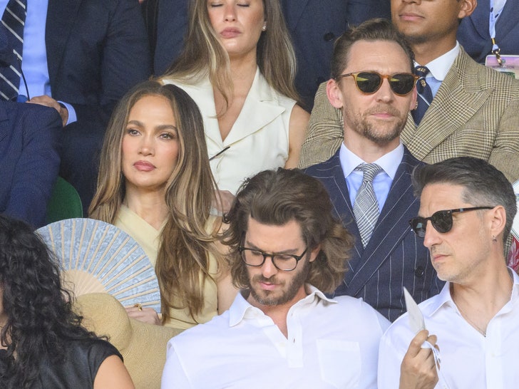 Jennifer Lopez and Tom Hiddleston