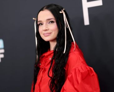Poppy Says She Was ‘Unable to Breathe’ Amid Wildfire Smoke at Upheaval Festival
