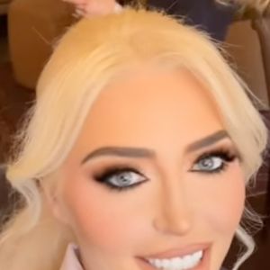Hugh Hefner's Ex Karissa Shannon Pregnant With First Child