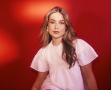 A Confident, Connected Jem Cassar-Daley Shares Her Debut Album ‘Tattoos Used To Come Off In The Pool’: Stream It Now