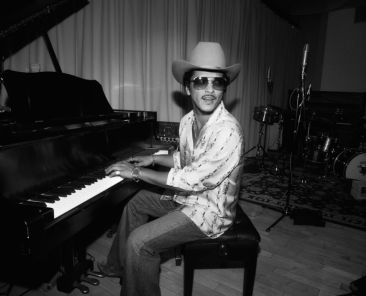 Bruno Mars’ ‘Risk It All’ Rewarded, Hits No. 1 on Radio Songs Chart