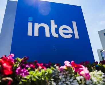 Intel upsizes stock offering to $20 billion at $95 per share as AI demand accelerates