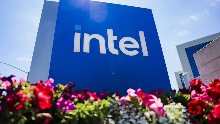 Intel upsizes stock offering to $20 billion at $95 per share as AI demand accelerates