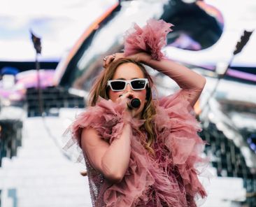 Sombr Made a Surprise Appearance During A Suki Waterhouse Interview at Lollapalooza