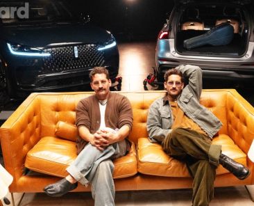 Mau y Ricky Reflect on Family, Music & Staying Grounded: Entre Un Momento y Otro | Billboard