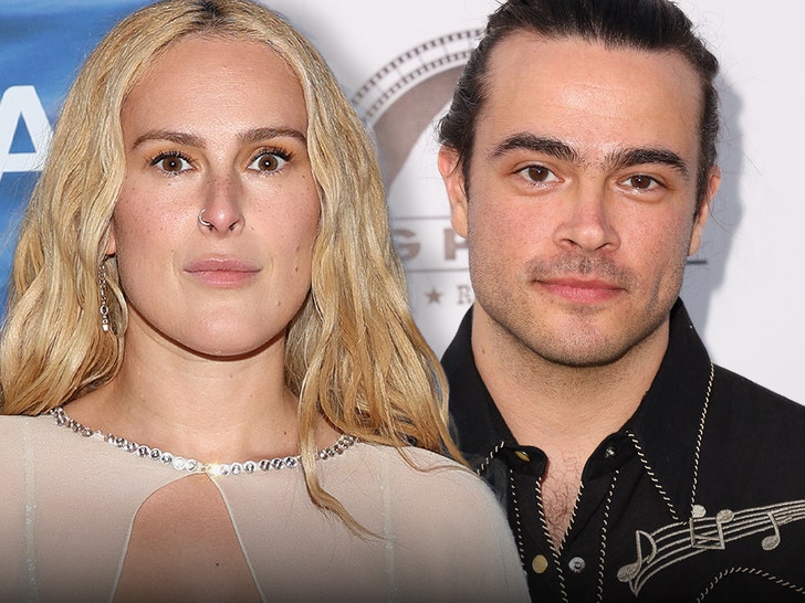 main-rumer-willis-Derek-Richard-Thomas-getty-shutterstock-1