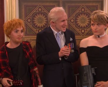 ‘SNL UK’ Cold Open Mocks Ed Sheeran for ‘Sitting on the Fence’
