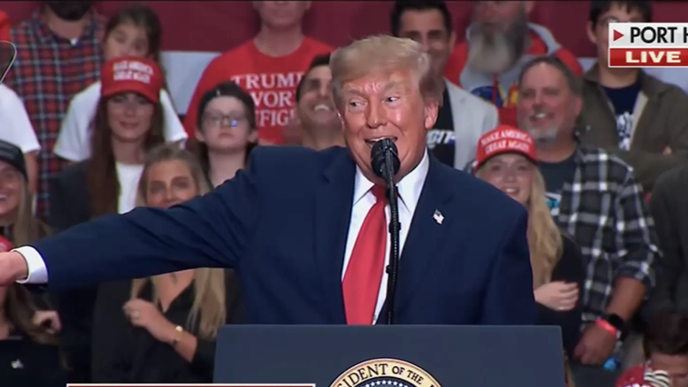 Donald Trump Says Nicki Minaj Has a 'Beautiful A**' At Rally
